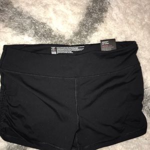 VSX Sport knockout hot short
